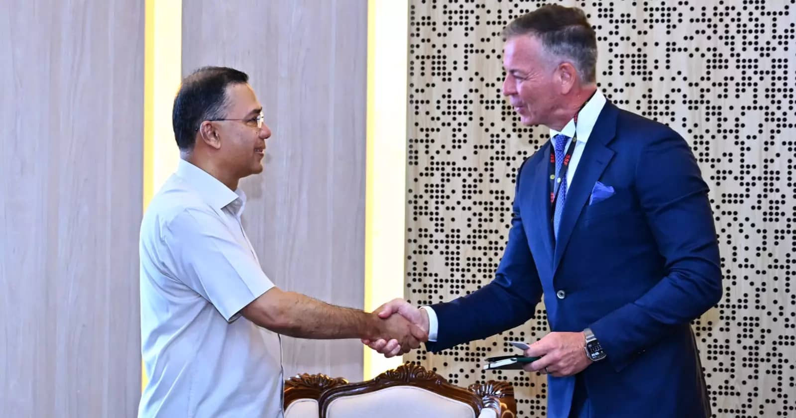 PM welcomes Visa’s investment in digital economy